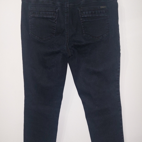 "Chico's" Jeans Color: Black Size:1(M) - Picture 5 of 5